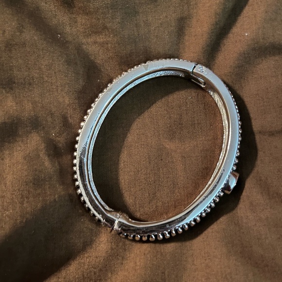 Silver bracelet with black stone - Picture 3 of 4